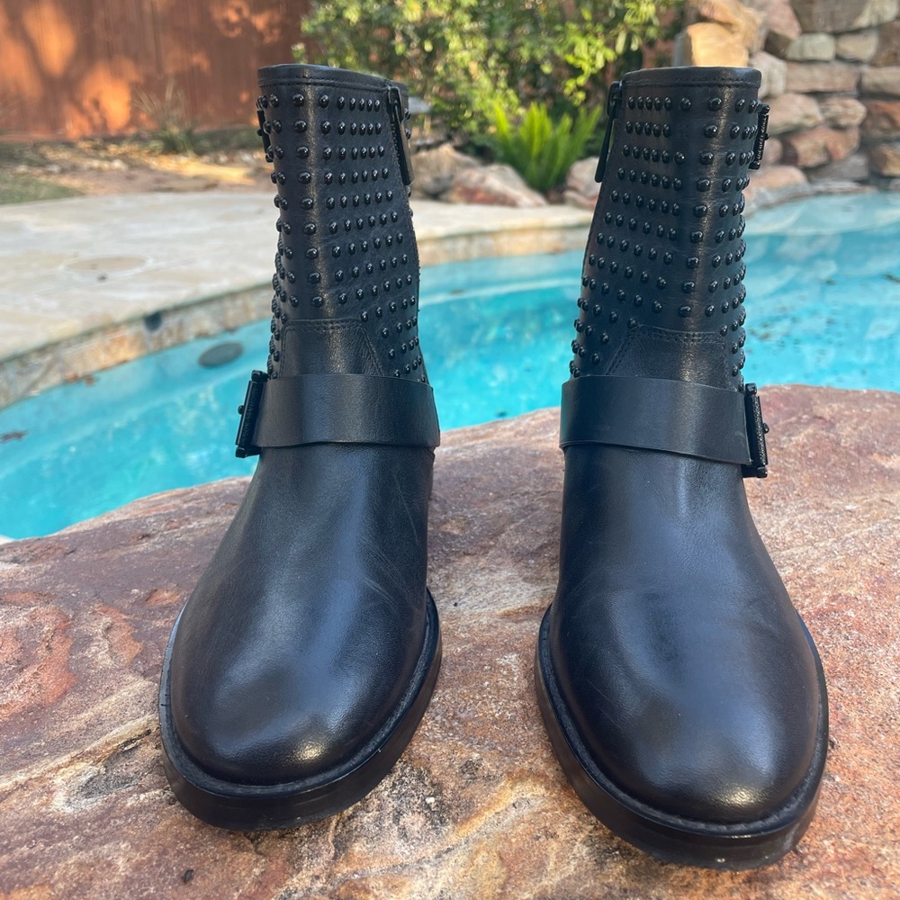 EUC Michael Kors “Reeves” Moto Ankle Boots